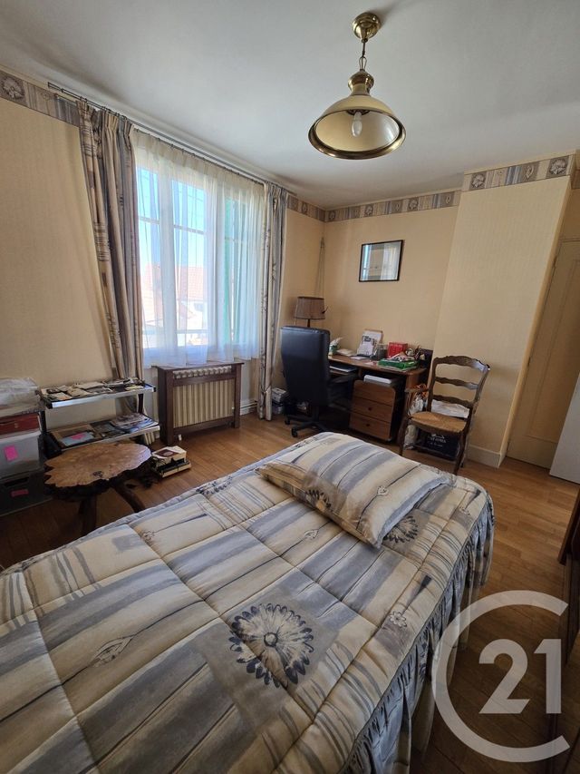 Maison &agrave; vendre - 6 pi&egrave;ces - 116,67 m2 - Sancoins - 18 - CENTRE