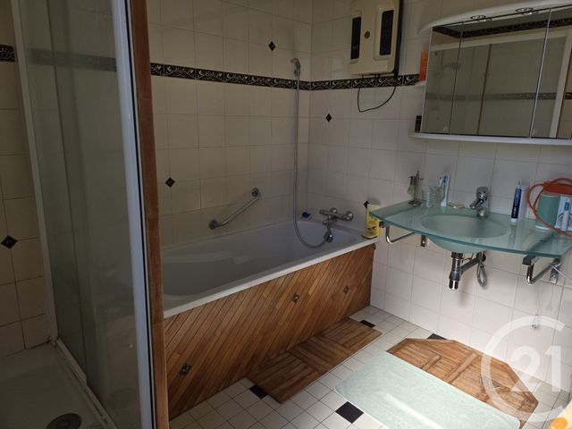 Maison &agrave; vendre - 6 pi&egrave;ces - 116,67 m2 - Sancoins - 18 - CENTRE