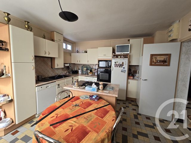 Maison &agrave; vendre - 6 pi&egrave;ces - 116,67 m2 - Sancoins - 18 - CENTRE