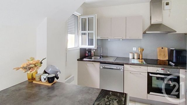 Appartement T3 &agrave; vendre - 3 pi&egrave;ces - 70,17 m2 - St Jouan Des Guerets - 35 - BRETAGNE