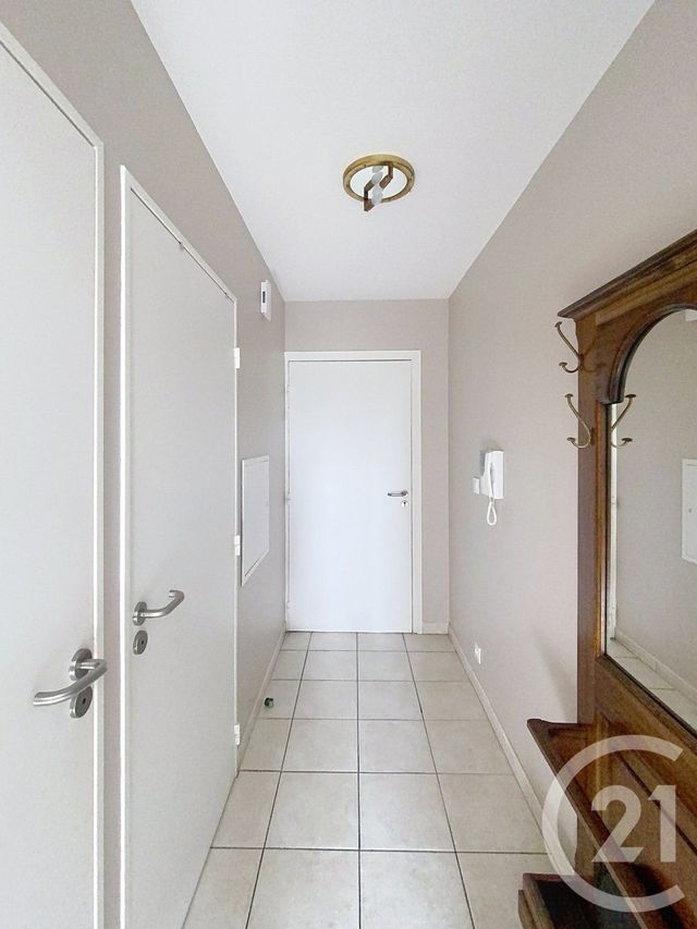 Appartement T3 &agrave; vendre - 3 pi&egrave;ces - 68,18 m2 - St Jouan Des Guerets - 35 - BRETAGNE