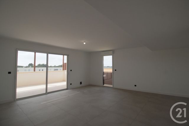 Appartement T4 &agrave; vendre - 4 pi&egrave;ces - 120,15 m2 - Castries - 34 - LANGUEDOC-ROUSSILLON