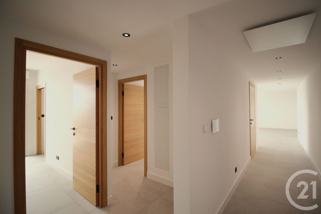 Appartement T4 &agrave; vendre - 4 pi&egrave;ces - 120,15 m2 - Castries - 34 - LANGUEDOC-ROUSSILLON