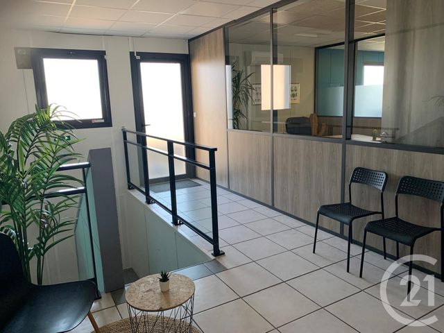 Appartement Local &agrave; louer - 1 pi&egrave;ce - 370 m2 - Castries - 34 - LANGUEDOC-ROUSSILLON