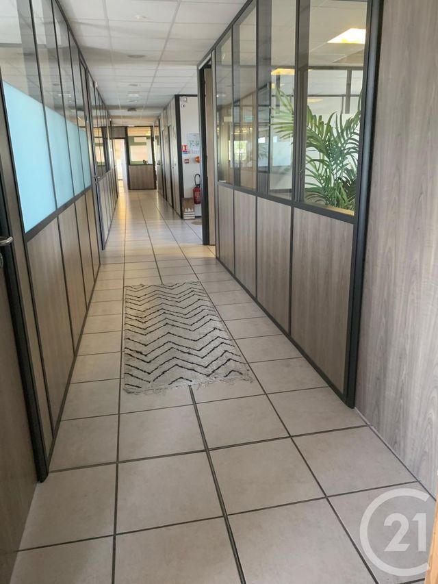Appartement Local &agrave; louer - 1 pi&egrave;ce - 370 m2 - Castries - 34 - LANGUEDOC-ROUSSILLON