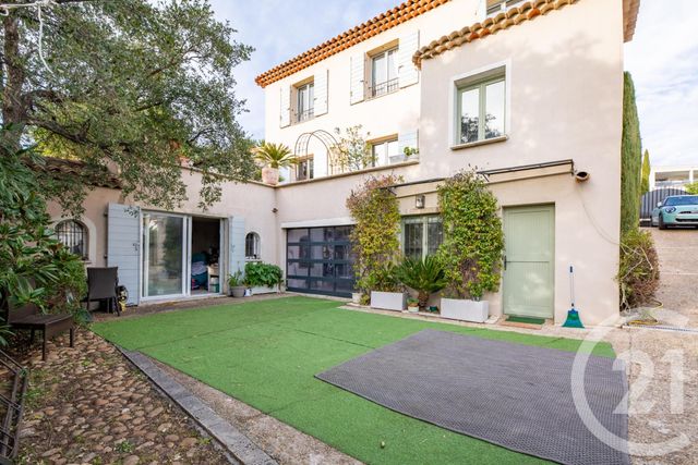 Maison &agrave; vendre - 7 pi&egrave;ces - 331 m2 - Ste Maxime - 83 - PROVENCE-ALPES-COTE-D-AZUR