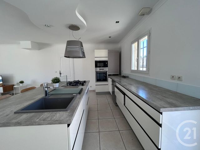Maison &agrave; vendre - 4 pi&egrave;ces - 100 m2 - Roquebrune Sur Argens - 83 - PROVENCE-ALPES-COTE-D-AZUR