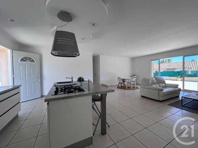 Maison &agrave; vendre - 4 pi&egrave;ces - 100 m2 - Roquebrune Sur Argens - 83 - PROVENCE-ALPES-COTE-D-AZUR