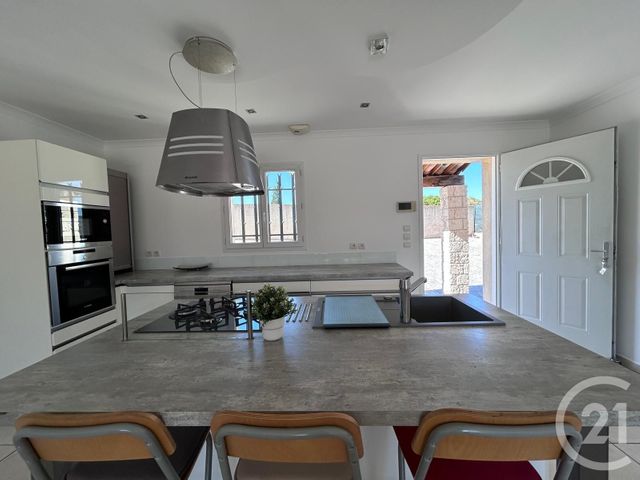 Maison &agrave; vendre - 4 pi&egrave;ces - 100 m2 - Roquebrune Sur Argens - 83 - PROVENCE-ALPES-COTE-D-AZUR