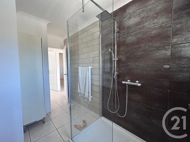 Maison &agrave; vendre - 4 pi&egrave;ces - 100 m2 - Roquebrune Sur Argens - 83 - PROVENCE-ALPES-COTE-D-AZUR