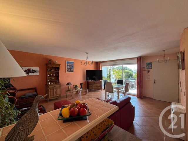 Appartement F3 &agrave; vendre - 3 pi&egrave;ces - 66,28 m2 - Ste Maxime - 83 - PROVENCE-ALPES-COTE-D-AZUR