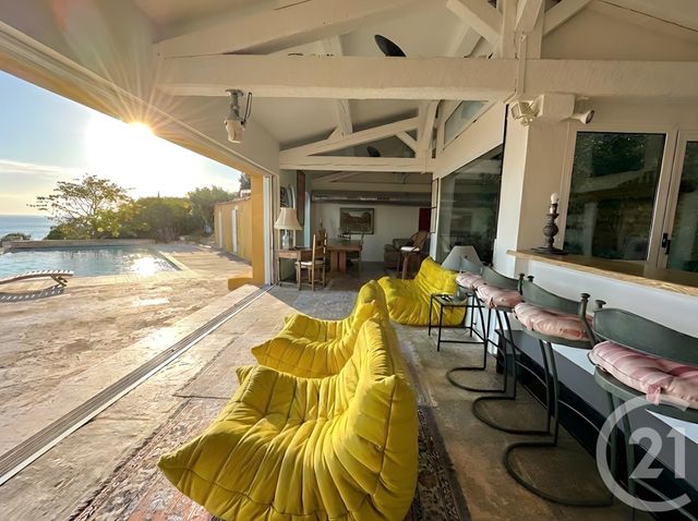 Maison &agrave; vendre - 10 pi&egrave;ces - 245,26 m2 - Ste Maxime - 83 - PROVENCE-ALPES-COTE-D-AZUR