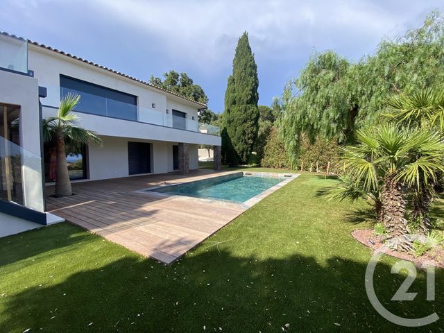 Maison &agrave; vendre - 7 pi&egrave;ces - 238 m2 - Les Issambres - 83 - PROVENCE-ALPES-COTE-D-AZUR