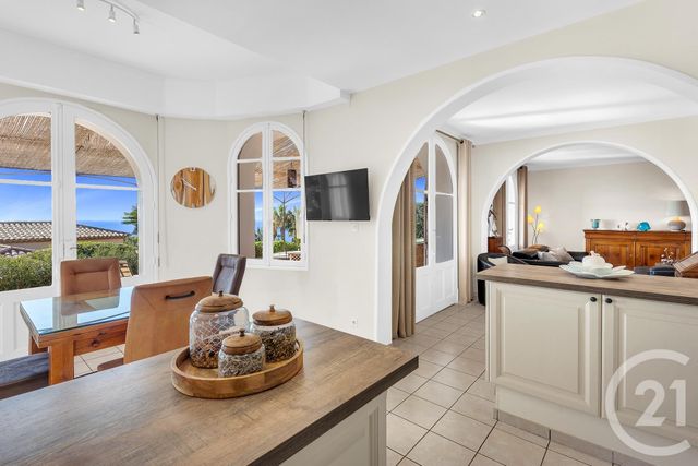Maison &agrave; vendre - 5 pi&egrave;ces - 143 m2 - Les Issambres - 83 - PROVENCE-ALPES-COTE-D-AZUR