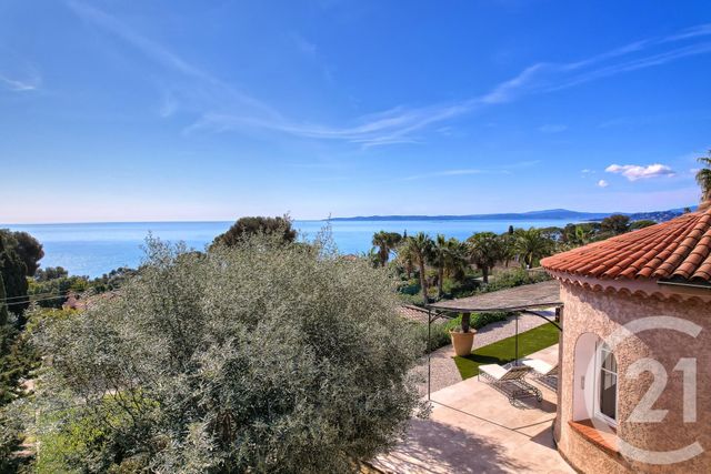 Maison &agrave; vendre - 5 pi&egrave;ces - 143 m2 - Les Issambres - 83 - PROVENCE-ALPES-COTE-D-AZUR