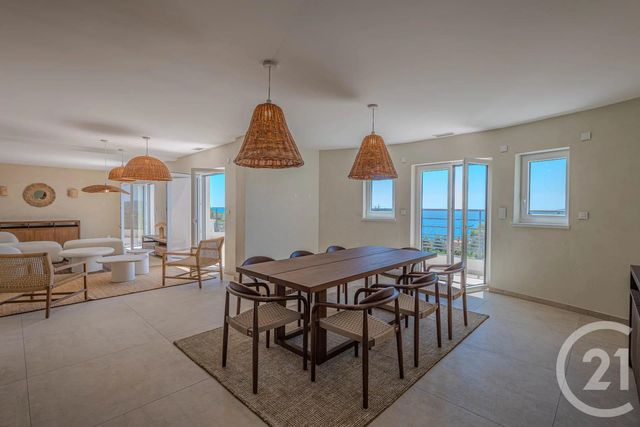 Maison &agrave; vendre - 8 pi&egrave;ces - 230,09 m2 - Roquebrune Sur Argens - 83 - PROVENCE-ALPES-COTE-D-AZUR