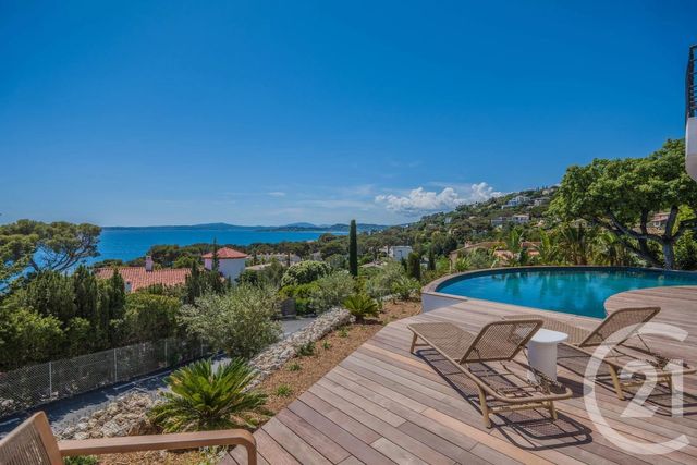 Maison &agrave; vendre - 8 pi&egrave;ces - 230,09 m2 - Roquebrune Sur Argens - 83 - PROVENCE-ALPES-COTE-D-AZUR