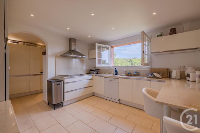 Maison &agrave; vendre - 9 pi&egrave;ces - 228,71 m2 - Ste Maxime - 83 - PROVENCE-ALPES-COTE-D-AZUR