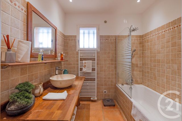 Maison &agrave; vendre - 9 pi&egrave;ces - 228,71 m2 - Ste Maxime - 83 - PROVENCE-ALPES-COTE-D-AZUR
