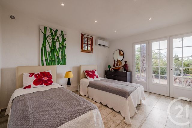 Maison &agrave; vendre - 9 pi&egrave;ces - 228,71 m2 - Ste Maxime - 83 - PROVENCE-ALPES-COTE-D-AZUR