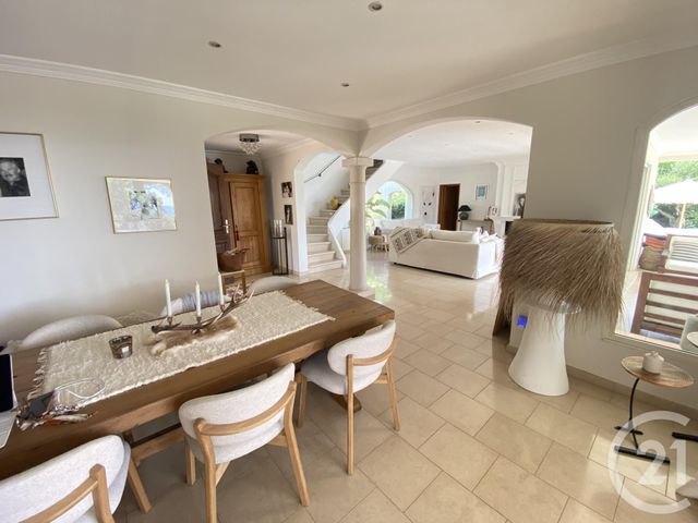 Maison &agrave; vendre - 7 pi&egrave;ces - 311,87 m2 - Ste Maxime - 83 - PROVENCE-ALPES-COTE-D-AZUR