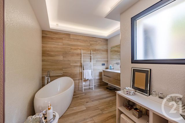 Maison &agrave; vendre - 6 pi&egrave;ces - 285 m2 - Frejus - 83 - PROVENCE-ALPES-COTE-D-AZUR