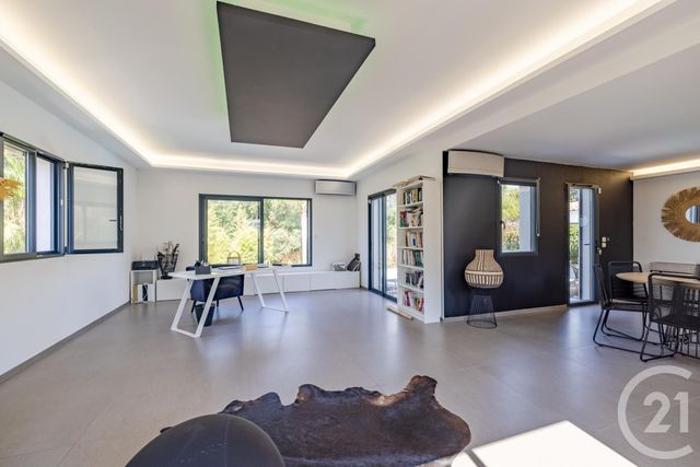 Maison &agrave; vendre - 6 pi&egrave;ces - 285 m2 - Frejus - 83 - PROVENCE-ALPES-COTE-D-AZUR