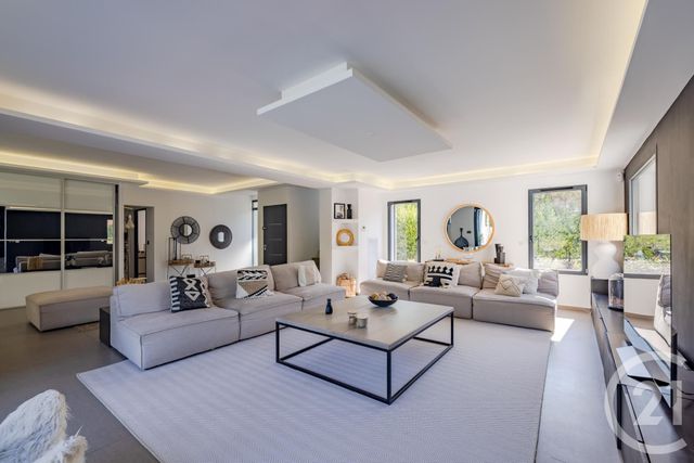 Maison &agrave; vendre - 6 pi&egrave;ces - 285 m2 - Frejus - 83 - PROVENCE-ALPES-COTE-D-AZUR