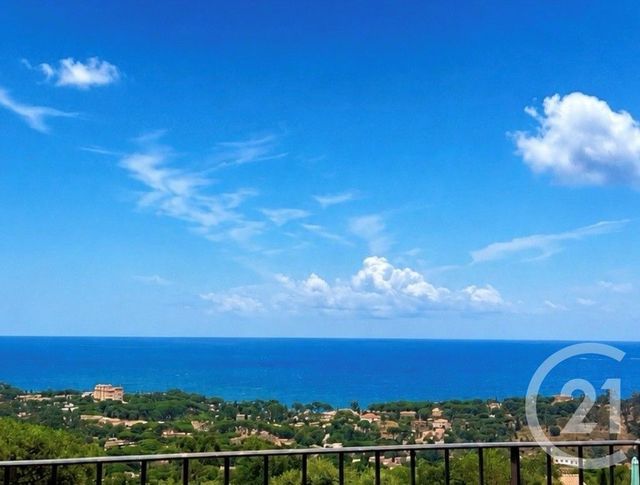 Maison &agrave; vendre - 8 pi&egrave;ces - 180 m2 - Les Issambres - 83 - PROVENCE-ALPES-COTE-D-AZUR