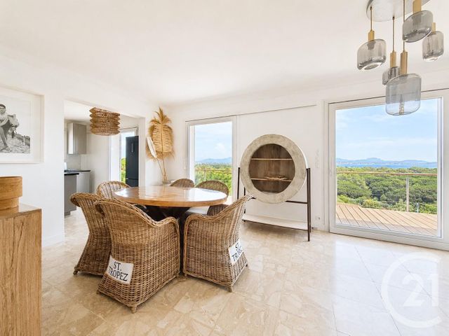 Maison &agrave; vendre - 7 pi&egrave;ces - 161,40 m2 - Frejus - 83 - PROVENCE-ALPES-COTE-D-AZUR