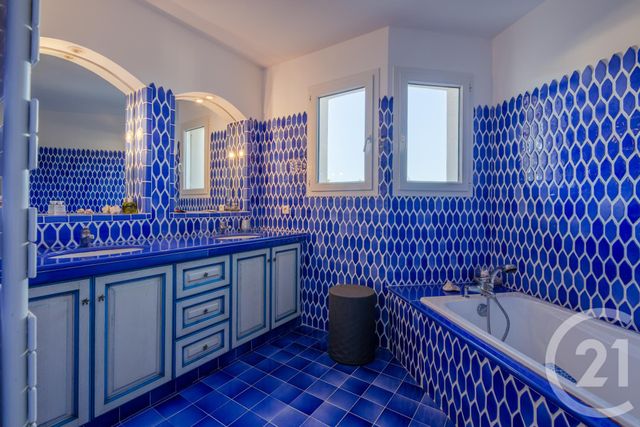 Maison &agrave; vendre - 6 pi&egrave;ces - 220 m2 - Roquebrune Sur Argens - 83 - PROVENCE-ALPES-COTE-D-AZUR