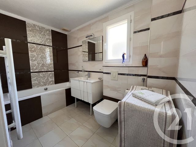 Maison &agrave; vendre - 5 pi&egrave;ces - 71,11 m2 - Roquebrune Sur Argens - 83 - PROVENCE-ALPES-COTE-D-AZUR