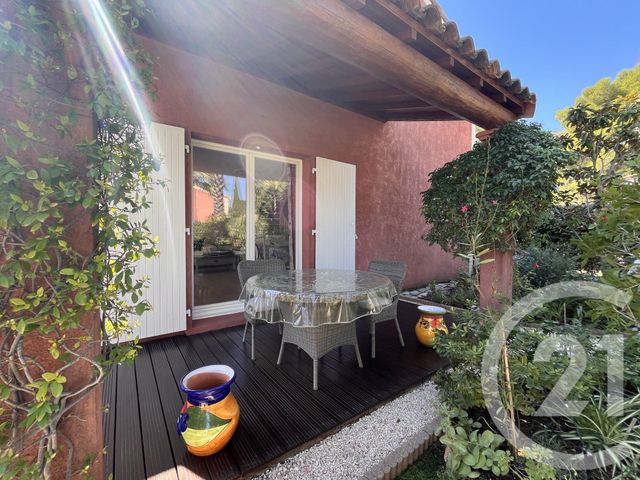 Maison &agrave; vendre - 5 pi&egrave;ces - 71,11 m2 - Roquebrune Sur Argens - 83 - PROVENCE-ALPES-COTE-D-AZUR