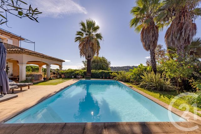 Maison &agrave; vendre - 5 pi&egrave;ces - 140 m2 - Ste Maxime - 83 - PROVENCE-ALPES-COTE-D-AZUR