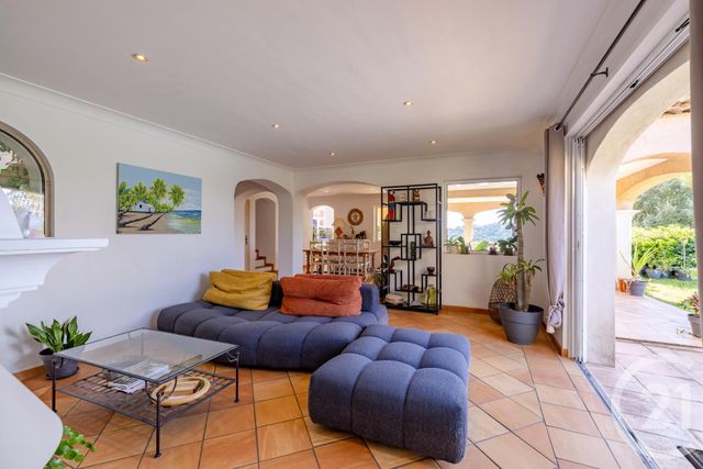 Maison &agrave; vendre - 5 pi&egrave;ces - 140 m2 - Ste Maxime - 83 - PROVENCE-ALPES-COTE-D-AZUR