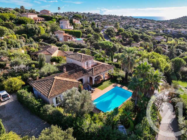 Maison &agrave; vendre - 5 pi&egrave;ces - 140 m2 - Ste Maxime - 83 - PROVENCE-ALPES-COTE-D-AZUR