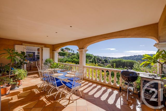 Maison &agrave; vendre - 5 pi&egrave;ces - 140 m2 - Ste Maxime - 83 - PROVENCE-ALPES-COTE-D-AZUR