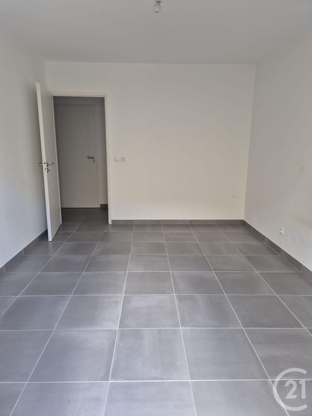 Appartement F4 &agrave; vendre - 4 pi&egrave;ces - 72,82 m2 - Ste Maxime - 83 - PROVENCE-ALPES-COTE-D-AZUR