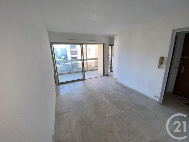 Appartement F1 &agrave; vendre - 1 pi&egrave;ce - 30 m2 - Ste Maxime - 83 - PROVENCE-ALPES-COTE-D-AZUR