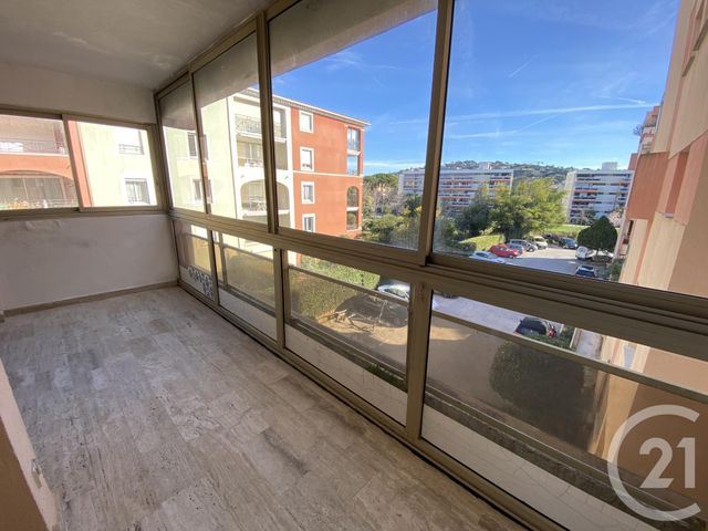 Appartement F1 &agrave; vendre - 1 pi&egrave;ce - 30 m2 - Ste Maxime - 83 - PROVENCE-ALPES-COTE-D-AZUR