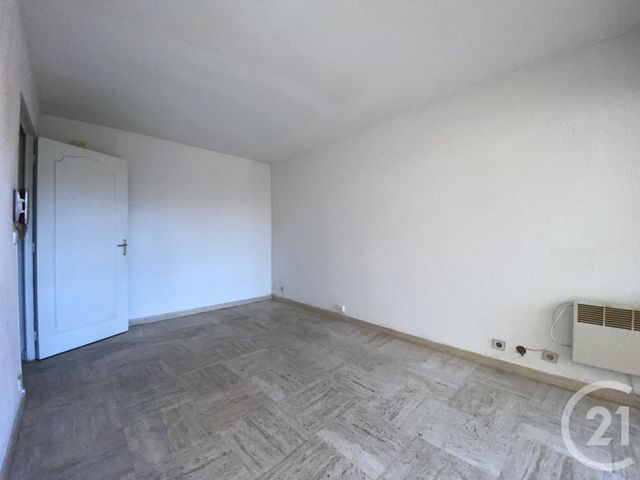 Appartement F1 &agrave; vendre - 1 pi&egrave;ce - 30 m2 - Ste Maxime - 83 - PROVENCE-ALPES-COTE-D-AZUR