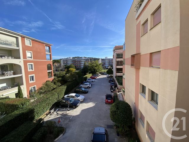 Appartement F1 &agrave; vendre - 1 pi&egrave;ce - 30 m2 - Ste Maxime - 83 - PROVENCE-ALPES-COTE-D-AZUR