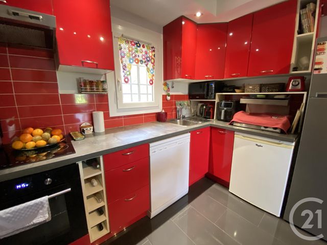Appartement F2 &agrave; vendre - 3 pi&egrave;ces - 34 m2 - Ste Maxime - 83 - PROVENCE-ALPES-COTE-D-AZUR