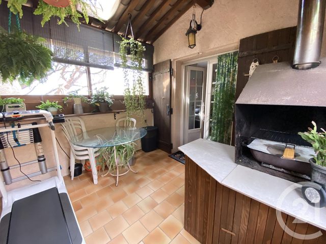 Appartement F2 &agrave; vendre - 3 pi&egrave;ces - 34 m2 - Ste Maxime - 83 - PROVENCE-ALPES-COTE-D-AZUR