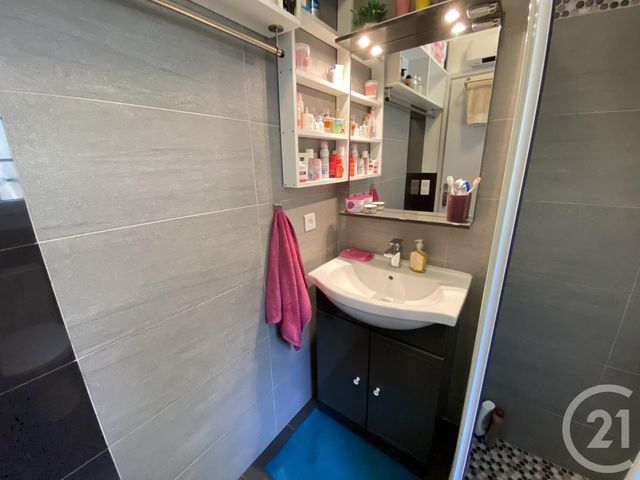 Appartement F2 &agrave; vendre - 3 pi&egrave;ces - 34 m2 - Ste Maxime - 83 - PROVENCE-ALPES-COTE-D-AZUR
