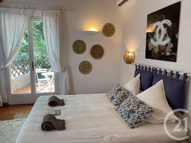 Maison &agrave; vendre - 12 pi&egrave;ces - 300 m2 - La Garde Freinet - 83 - PROVENCE-ALPES-COTE-D-AZUR