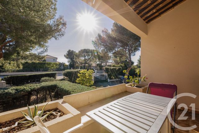 Appartement F2 &agrave; vendre - 2 pi&egrave;ces - 32,38 m2 - St Raphael - 83 - PROVENCE-ALPES-COTE-D-AZUR