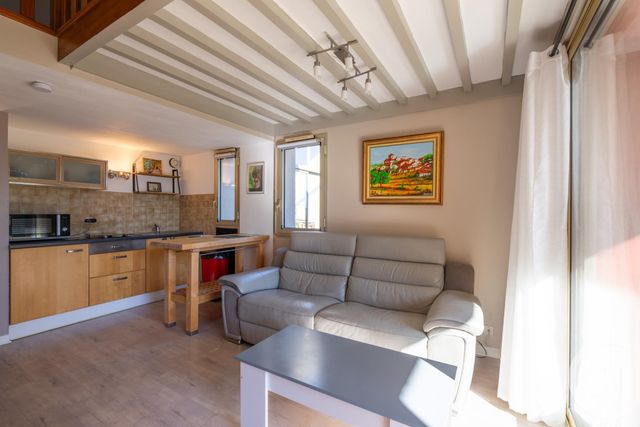 Appartement F2 &agrave; vendre - 2 pi&egrave;ces - 32,38 m2 - St Raphael - 83 - PROVENCE-ALPES-COTE-D-AZUR