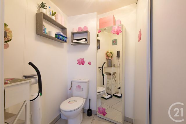 Appartement F2 &agrave; vendre - 2 pi&egrave;ces - 54,77 m2 - St Raphael - 83 - PROVENCE-ALPES-COTE-D-AZUR