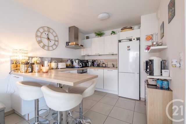 Appartement F2 &agrave; vendre - 2 pi&egrave;ces - 54,77 m2 - St Raphael - 83 - PROVENCE-ALPES-COTE-D-AZUR